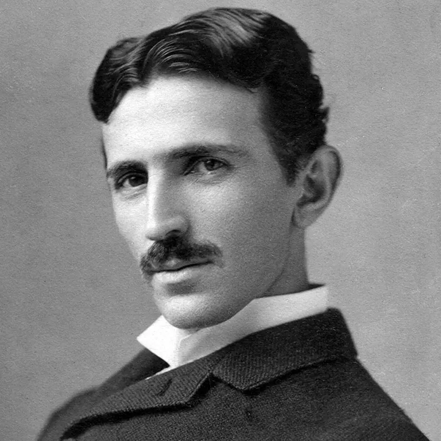 Black and white image of Nicola Tesla